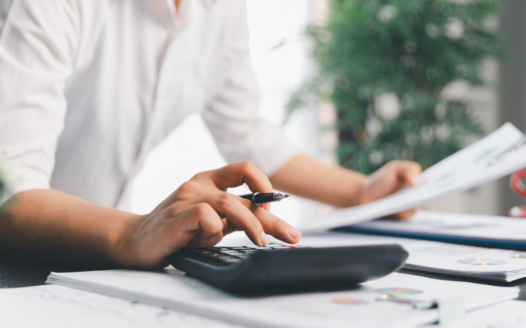 When Employers Can (and Can’t) Deduct Wages From an Employee’s Paycheck